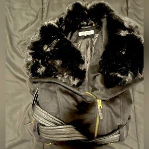 Via Spiga Asymmetric Faux-Fur-Collar Wrap Coat